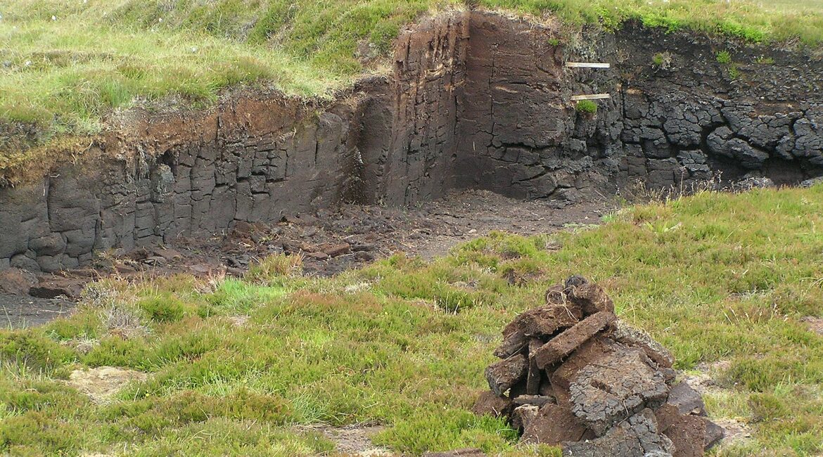 Unearthing Tradition: The Art of Cutting Peat on the Isle of Lewis